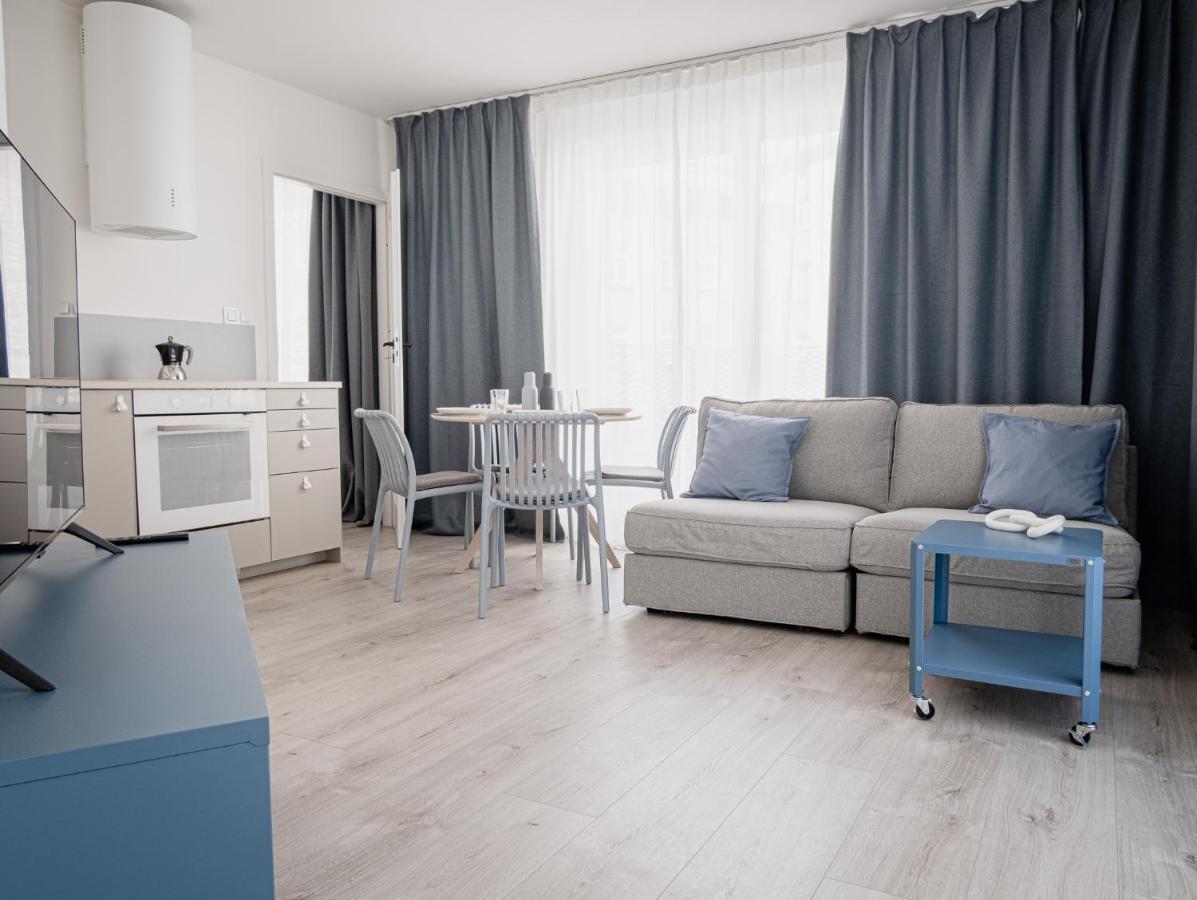 Homewell Apartments Game And Movie Poznań Kültér fotó