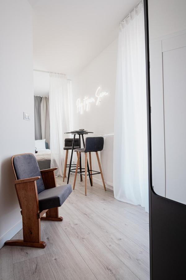 Homewell Apartments Game And Movie Poznań Kültér fotó